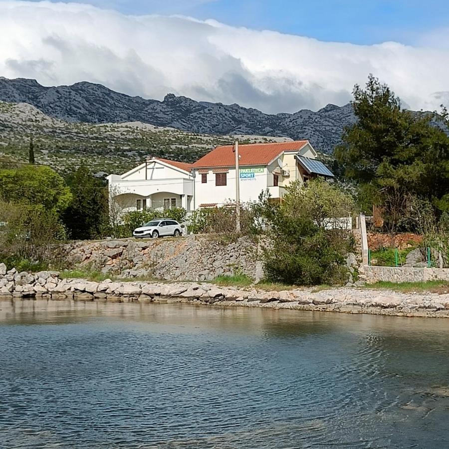 Paklenica Sport Apartments Starigrad Paklenica Exteriör bild