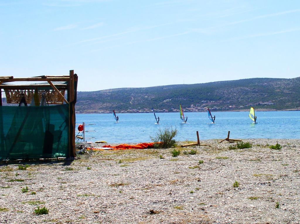 Paklenica Sport Apartments Starigrad Paklenica Exteriör bild