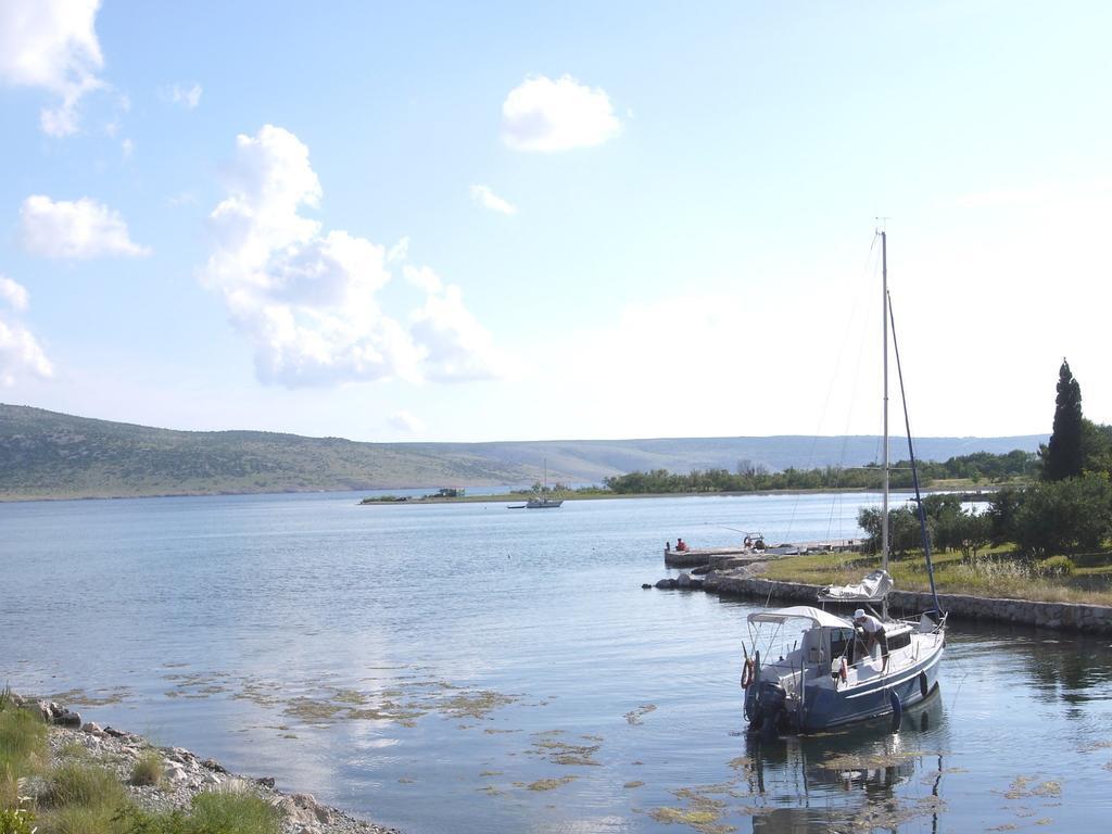 Paklenica Sport Apartments Starigrad Paklenica Exteriör bild